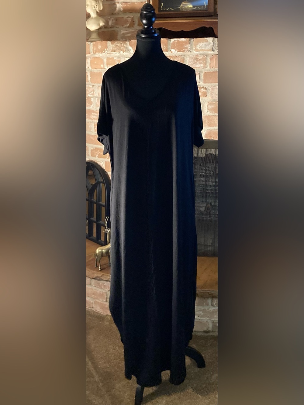 Time and Tru Black Maxi Dress — Casual Short Sleeve Slip-On